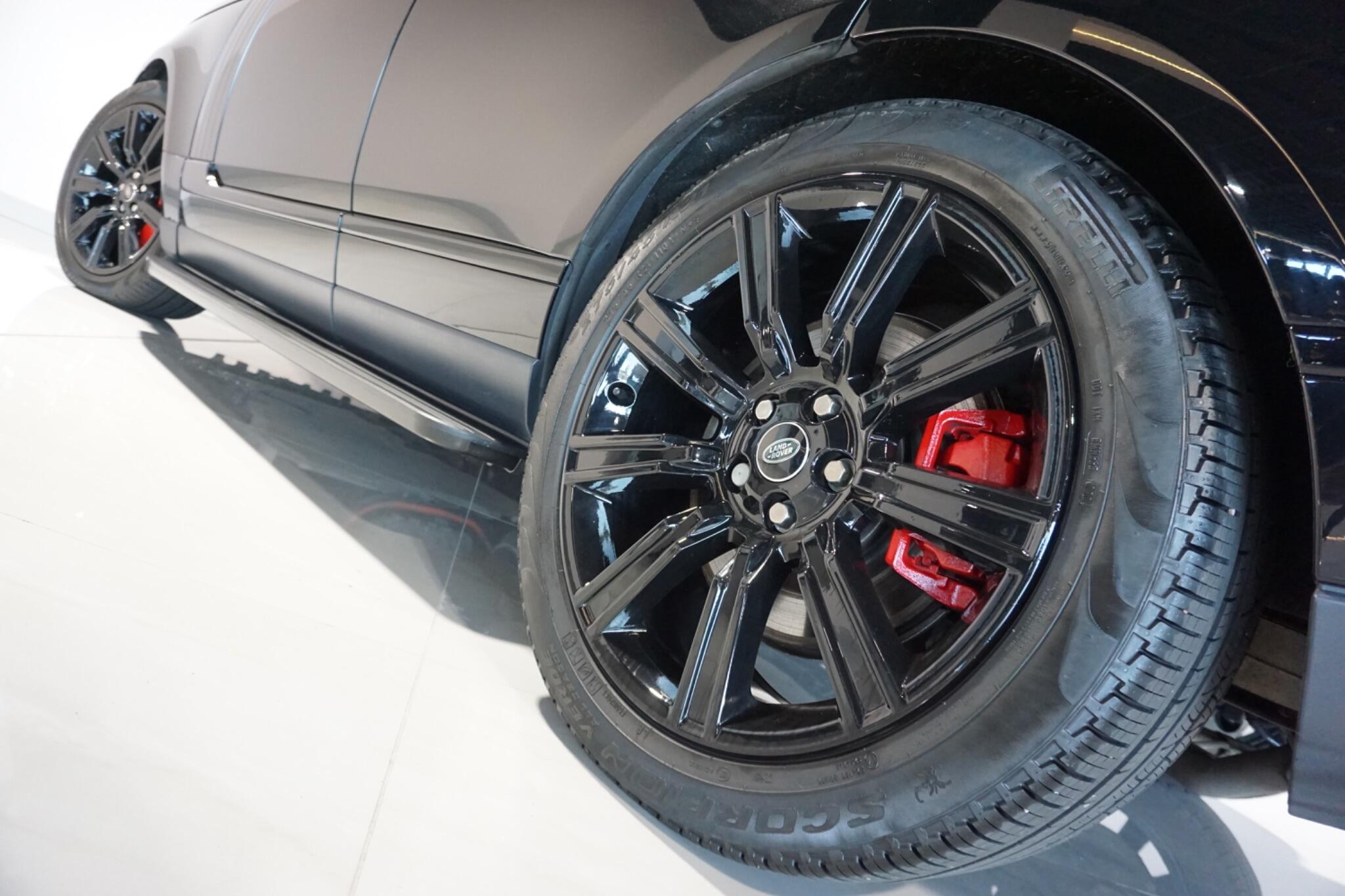 Land Rover Range Rover 2.0 P400e 13.1kWh Westminster Black SUV 5dr Petrol Plug-in Hybrid Auto 4WD Euro 6 (s/s) (404 ps)